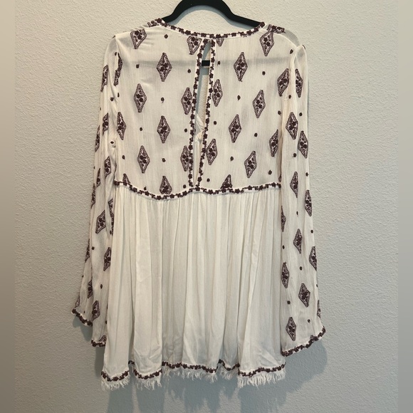 Free People White Gauze Peasant Top Brown Diamond Embroidery Boho Hippie XS - Picture 7 of 9
